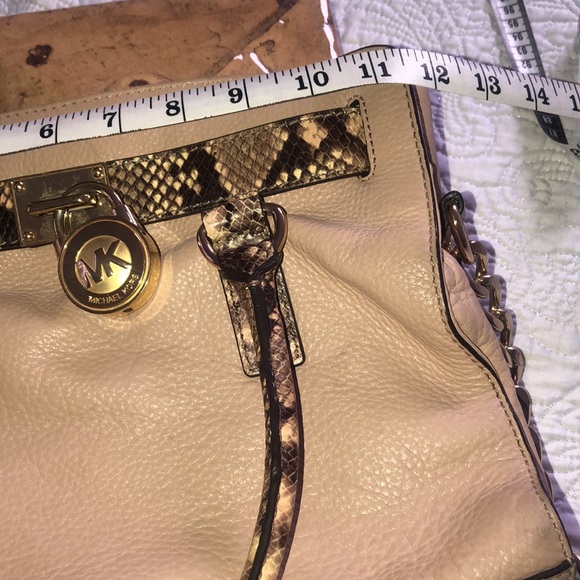 Michael Kors Purse - Picture 10 of 10